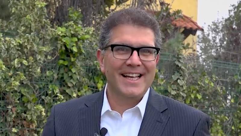 Por: Cortesía Ríos Piter renuncia a rectoría de la UDLAP