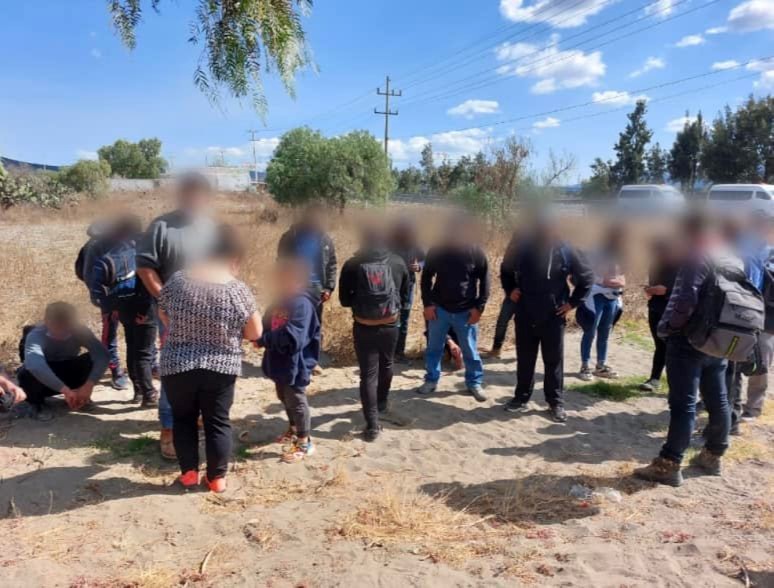 Por: Cortesía Rescatan a 19 indocumentados en Palmar de Bravo