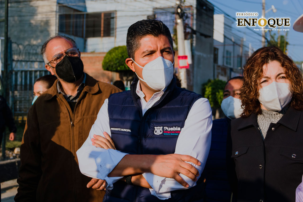 Por: Alex Muñoz Se analizará liberación en predios en zona de explosión en Xochimehuacan: Eduardo Rivera