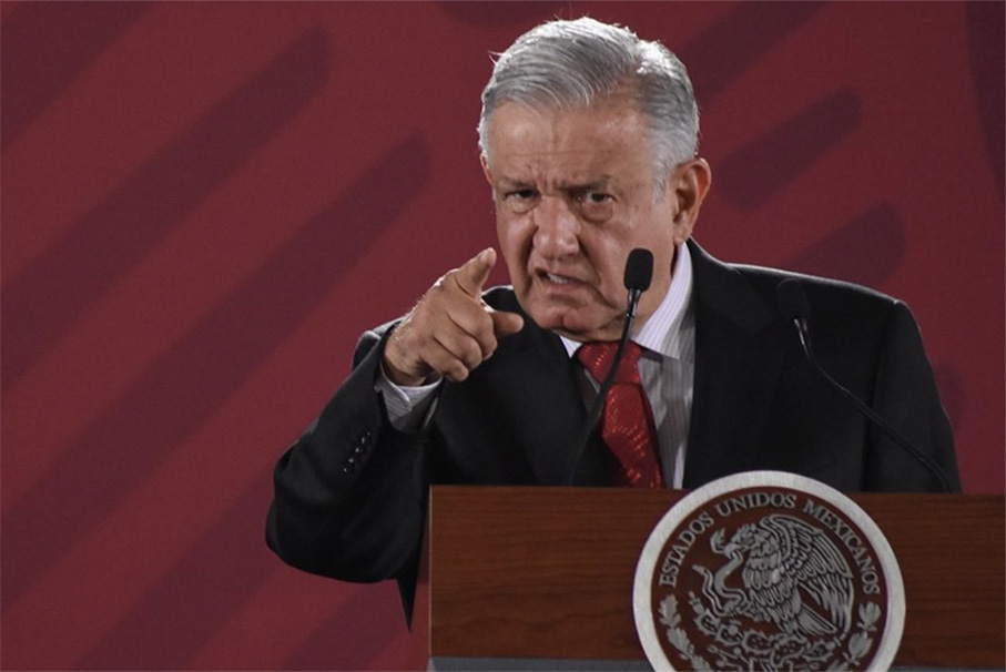 INE ordena a AMLO "bajar mañanera" y no opinar sobre revocación de mandato