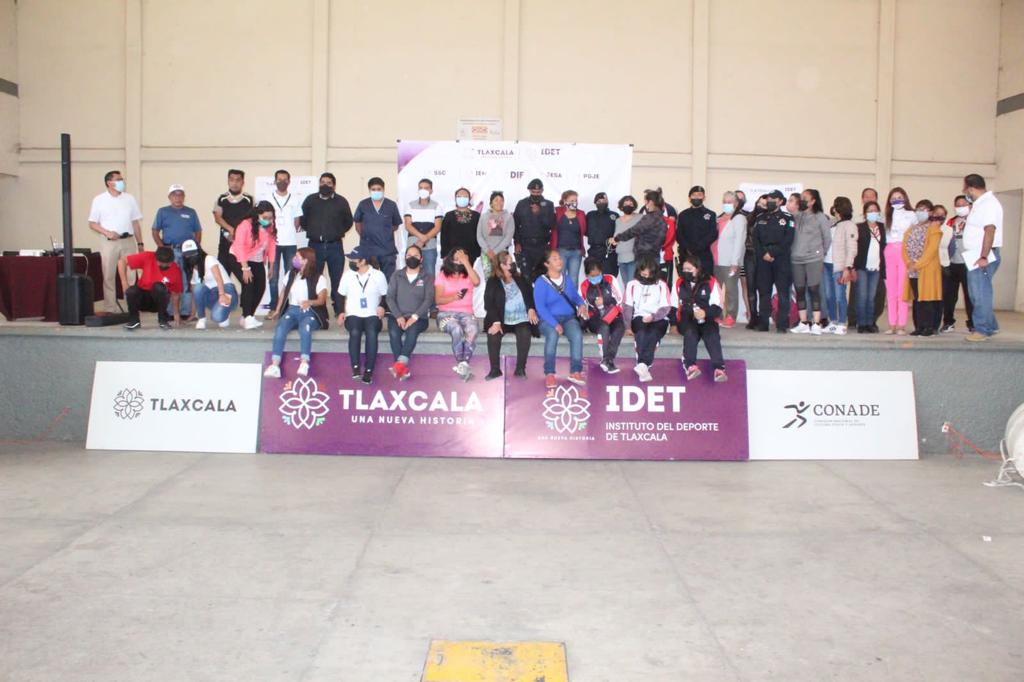 El programa “Mujeres Guerreras” del IDET llegó a Papalotla