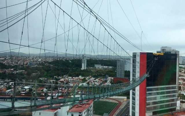 Por: Cortesía Dirección de Protección Civil clausuró temporalmente el puente colgante de Puebla
