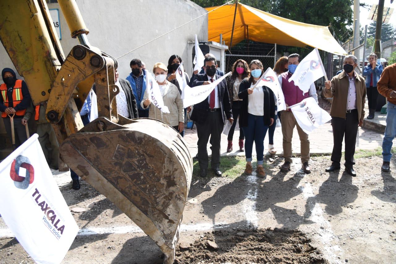 Ayuntamiento arranca instalación de tuberías hidráulicas en Tepehitec