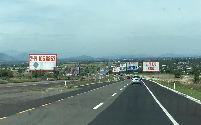 Por: Cortesía Ayuntamiento de Puebla sería permisivo ante una ilegalidad si mantiene anuncios espectaculares irregulares: Barbosa