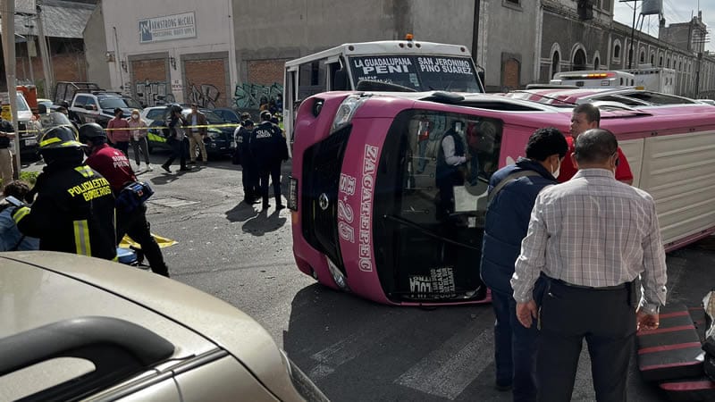 Por: Cortesía "Se paso el alto": Transporte público protagonizó aparatoso accidente con saldo de 14 lesionados