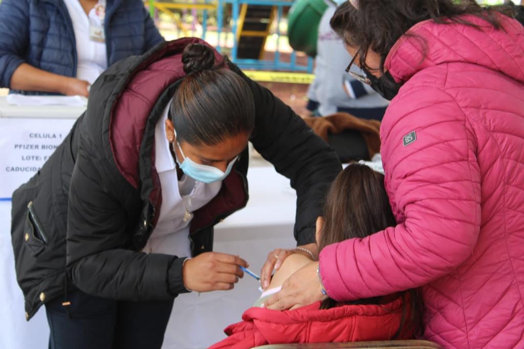 Por: Cortesía Continúan municipios de Tlaxcala vacunando a menores de 5 a 11 años de edad