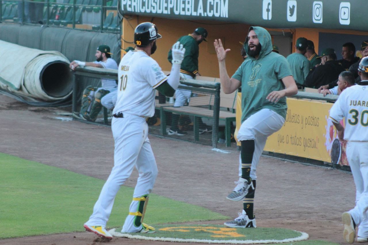 Por: Cortesía Juego de Pericos ante Tecolotes se suspendió por casos COVID