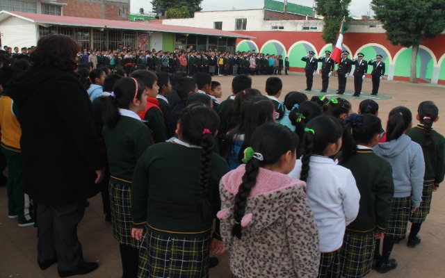 Por: Cortesía Piden intervención de la SEP en acoso de conserje contra niña de 7 años en escuela de Cholula
