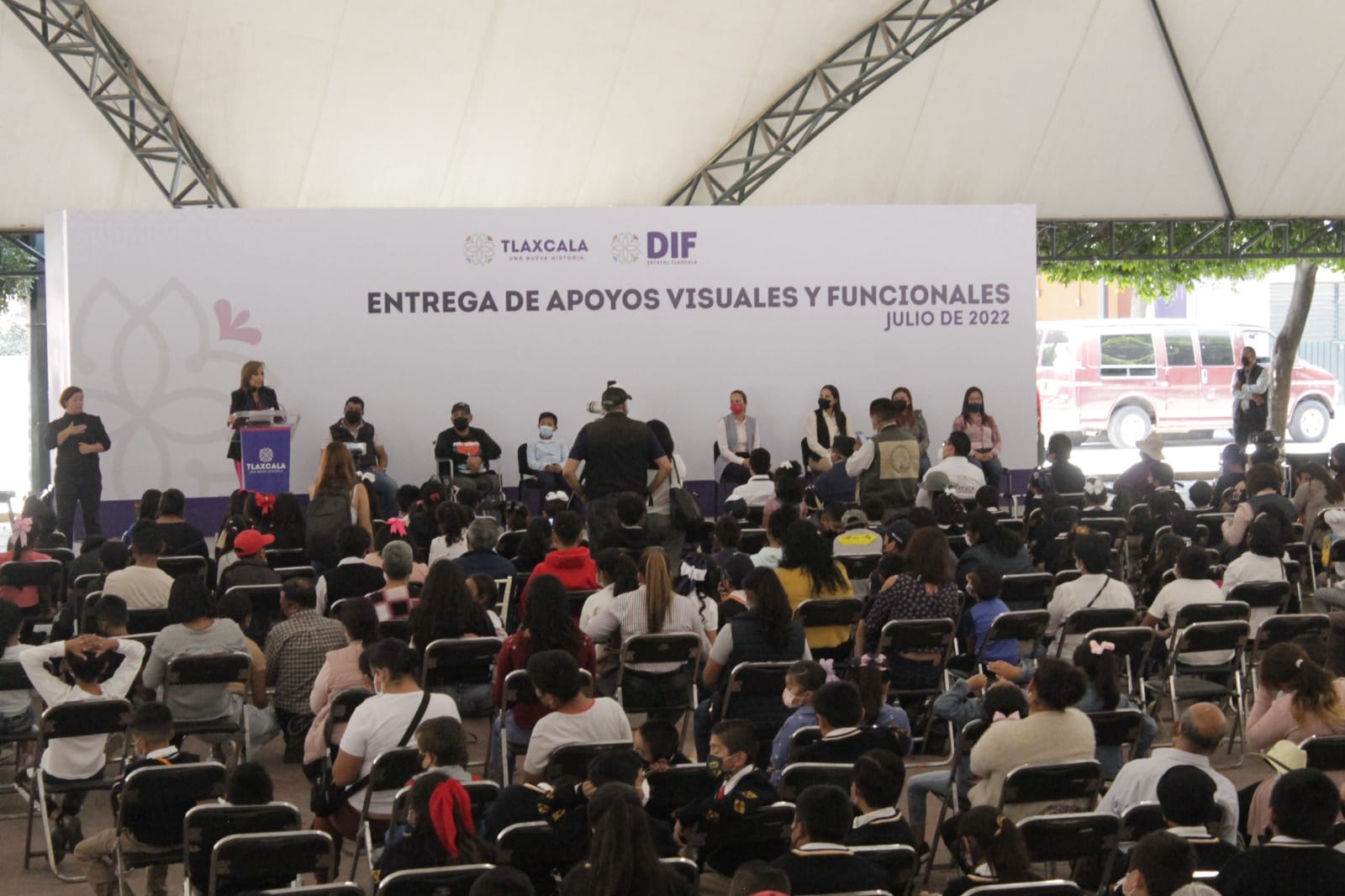 Por: Cortesía Entregan lentes a niños de nivel primaria de Tlaxcala, suman 23 municipios beneficiados