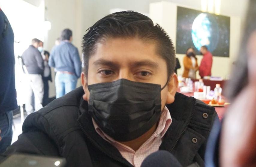 Expuesto Xaltocan a delincuencia: alcalde despide a policías municipales