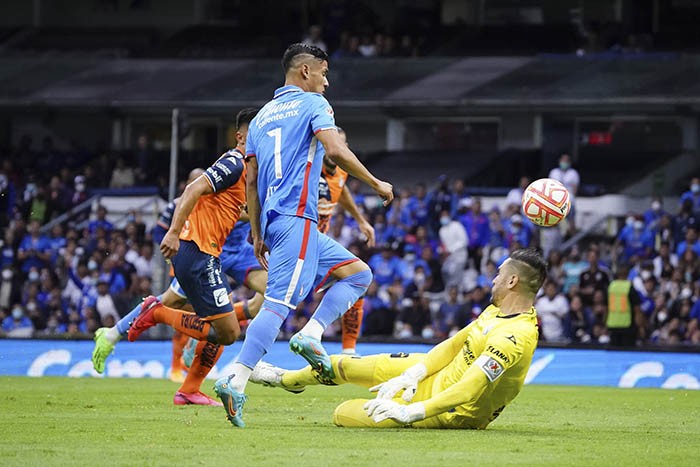 Por: Cortesía Puebla sacó el empate ante Cruz Azul en el Azteca