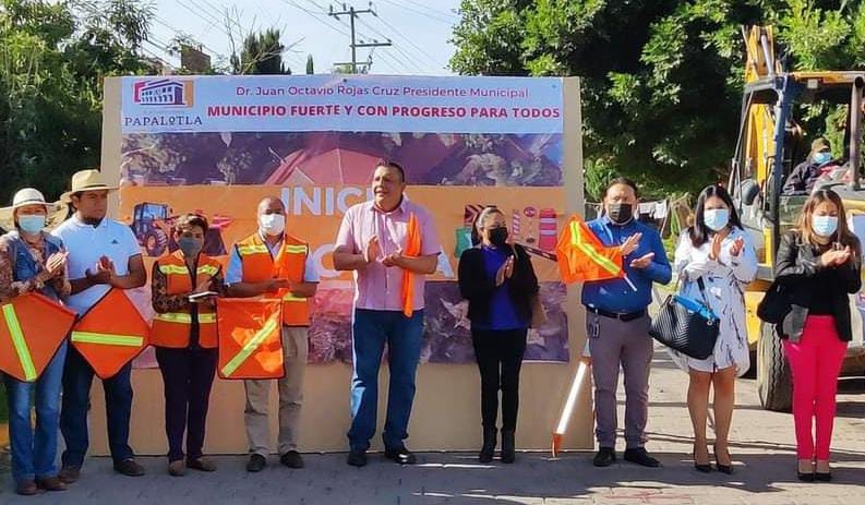 Ayuntamiento de Papalotla realiza cambio de red de agua potable