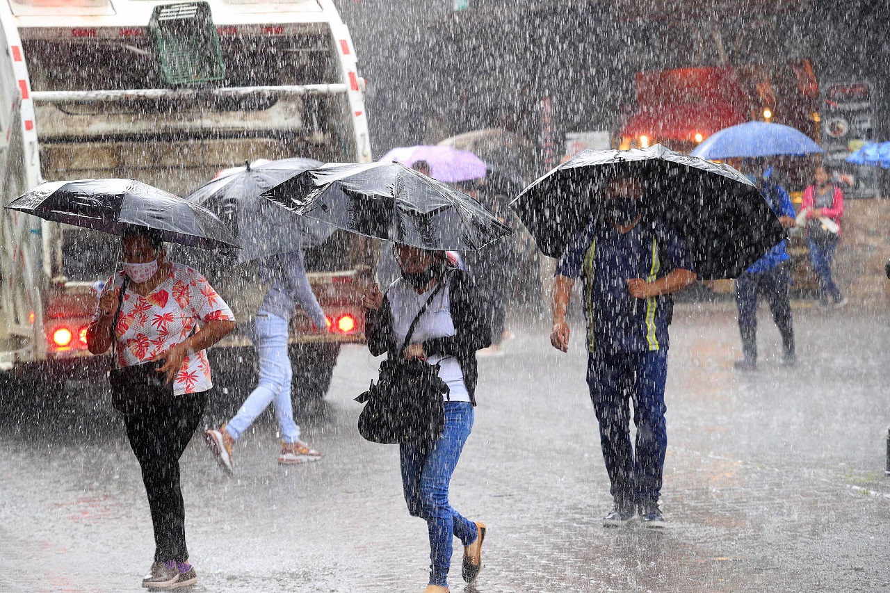 Por: Cortesía Se forma depresión Tropical 'Siete-E' al sur de las costas de Oaxaca; se esperan lluvias en las 32 entidades del país