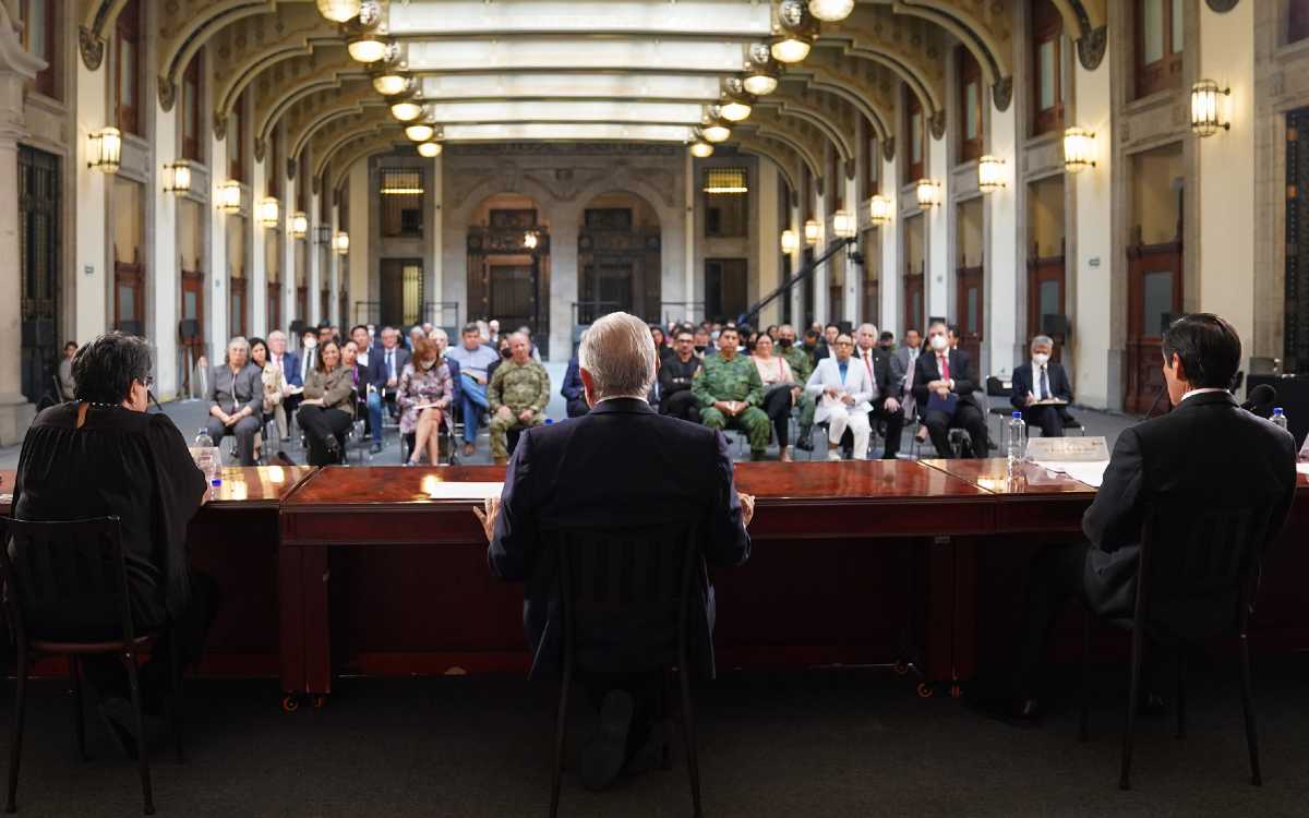 En reunión AMLO y su gabinete evaluaron avances en obras y programas sociales