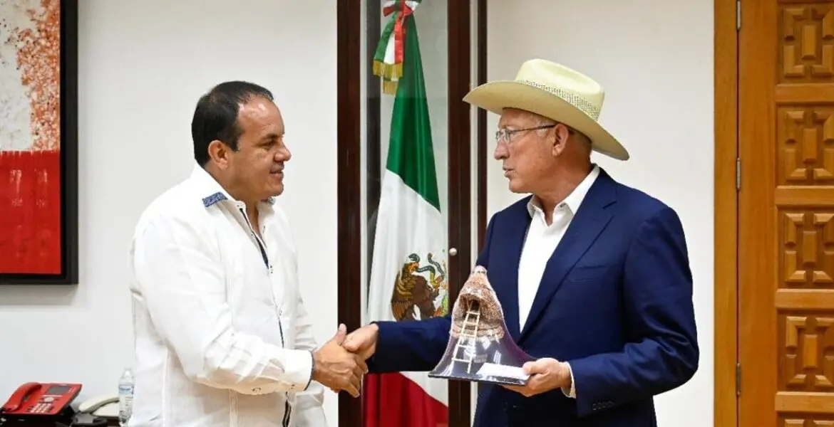 Por: Cortesía Ken Salazar visitó Morelos para abordar con Cuauhtémoc Blanco la inflación, seguridad, migración, entre otros temas