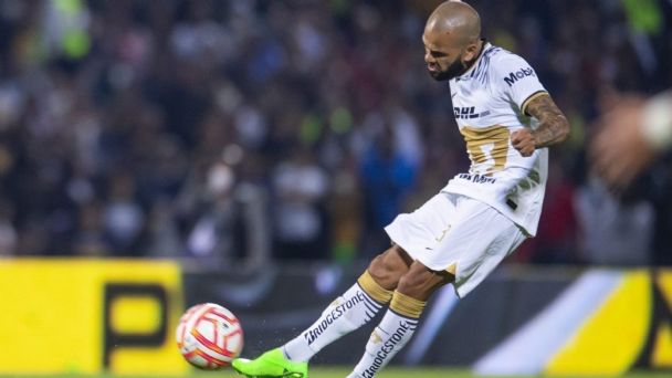 Por: Cortesía Dani Alves llegó a Pumas... pero el América podría llevarse este fichaje "bomba"