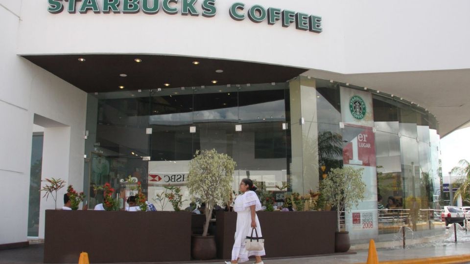 Por: Cortesía ¿Por qué fue embargada por el SAT la empresa dueña de VIPS y Starbucks?