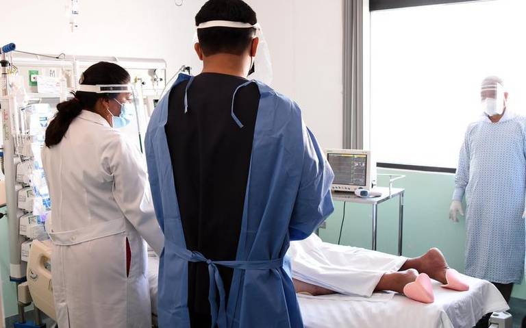 Ante incremento de contagios, IMSS alista reconversión hospitalaria