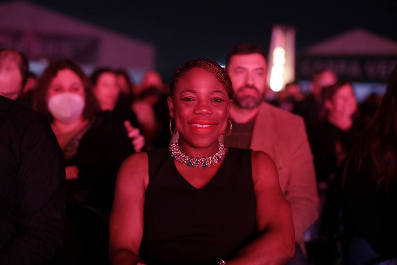 Por: Cortesía De la pobreza en Jamaica al “Nobel” de la educación: Ella es Keishia Thorpe, docente que da voz a inmigrantes y refugiados