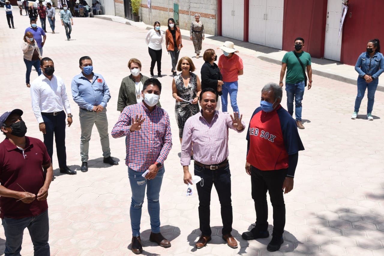 Acuitlapilco recibe obra de adoquinamiento gracias al Ayuntamiento de la Capital