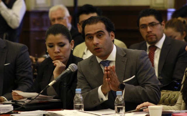 Por: Daniel Jiménez Barbosa pide que Ayuntamiento de Puebla analice permanencia de Michel Chaín, acusado de violentar a su expareja