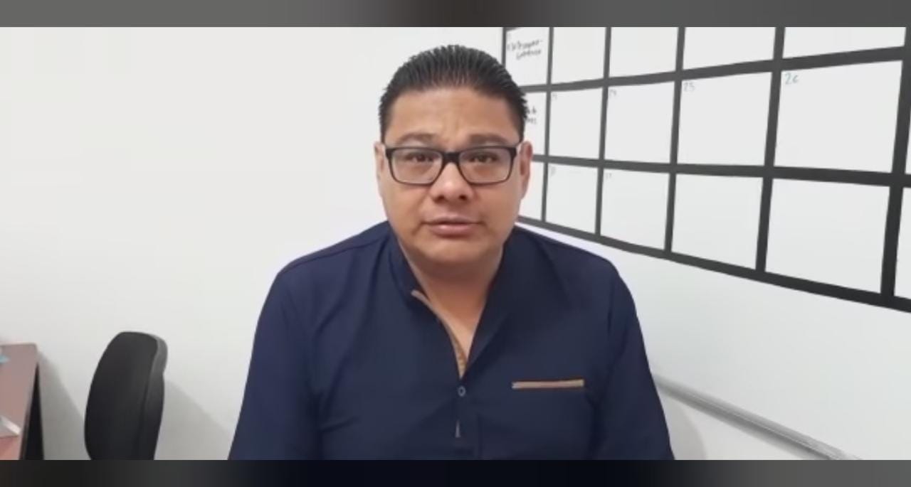 Mano derecha de Míriam Martínez reconoce agresión a periodista