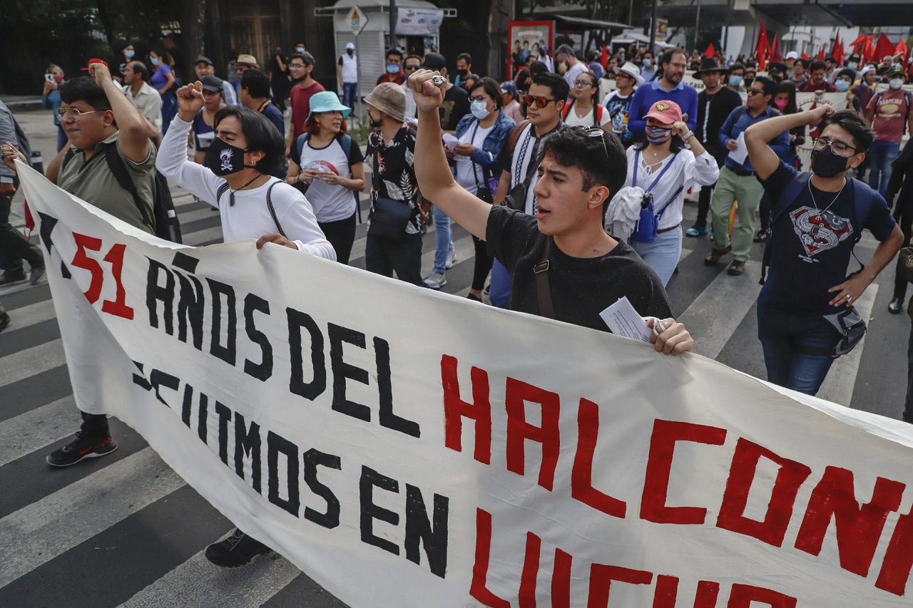 Por: Cortesía Activistas y estudiantes se manifestaron en la CDMX a 51 años de la matanza del “Halconazo”