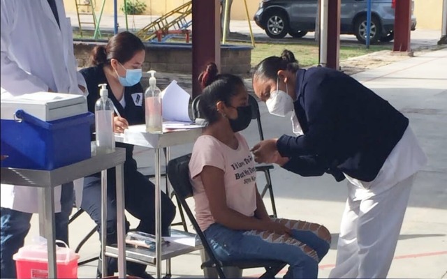 Por: Cortesía Vacunación contra el Covid-19 a menores de edad no será condición para ingresar al próximo ciclo escolar