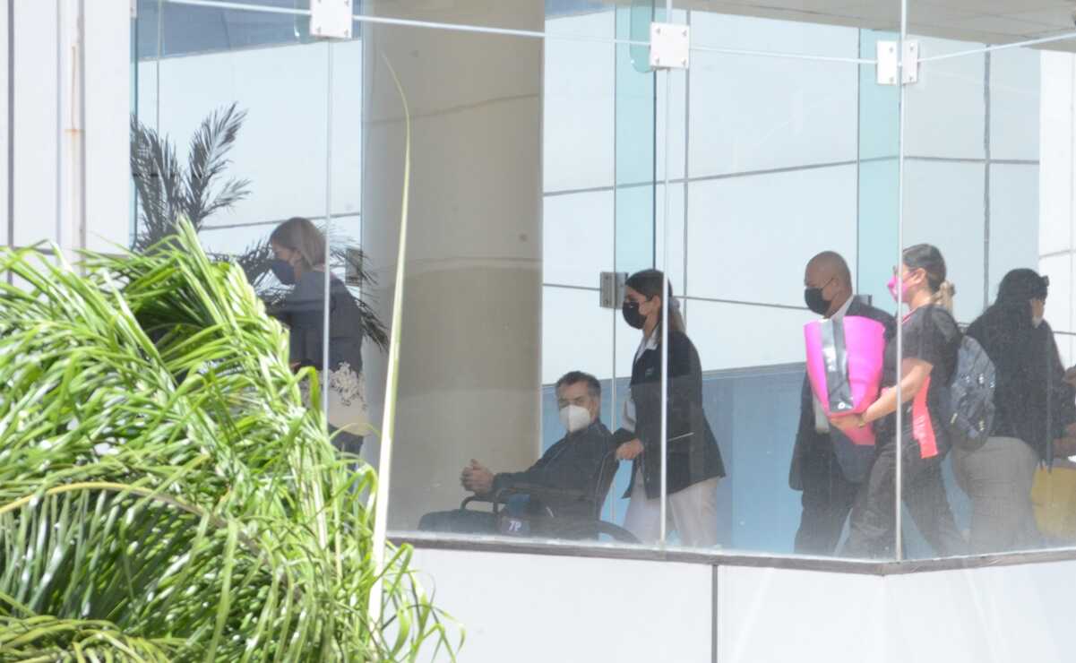 Dan de alta a "El bronco"; permanecerá en resguardo domiciliario