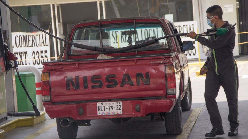 Por: Cortesía El costo real de la gasolina anda en 34 pesos, pero, ¿por qué pagas menos?