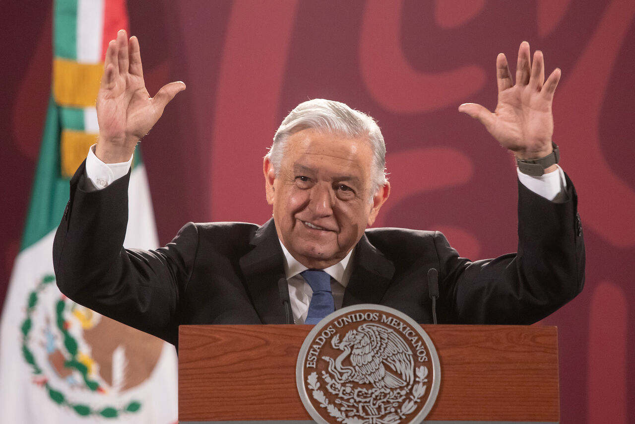 Por: Cortesía AMLO calcula pensión de 30 mil pesos al mes del ISSSTE "por cumplir con los años trabajados"