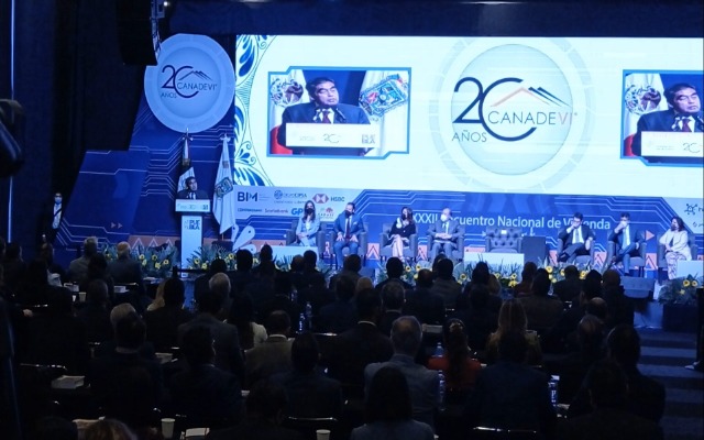 Por: Daniel Jiménez Gobierno estatal aportará nuevamente 50 MDP para que trabajadores puedan acceder con mayor facilidad a créditos Infonavit