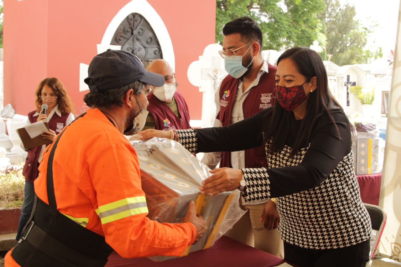 Por: Cortesía Concluye ayuntamiento entrega de equipamiento para dignificar labor de servicios públicos en Atlixco