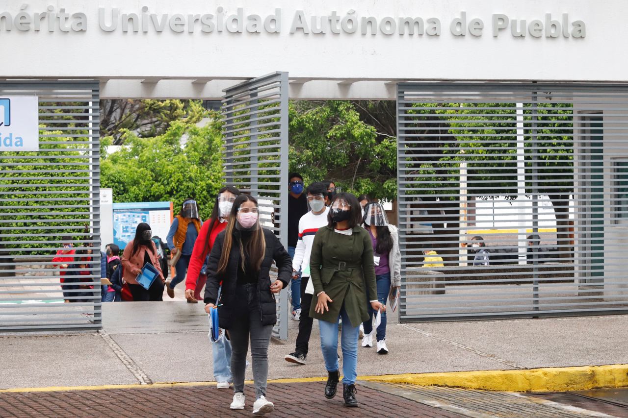 Por: Cortesía BUAP pide a estudiantes mantener medidas sanitarias ante incremento de contagios