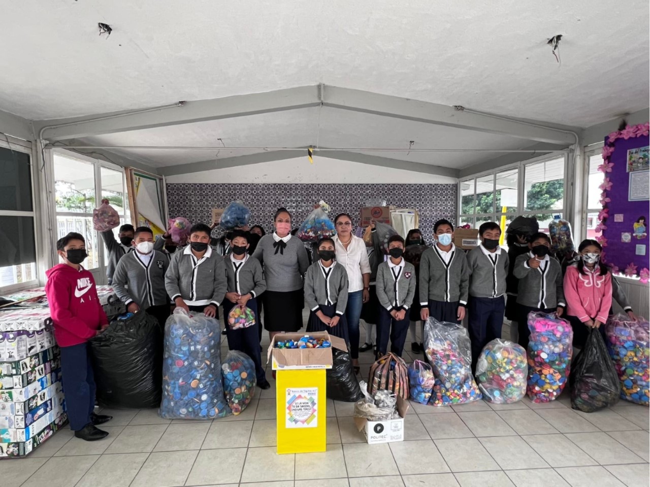 Reciclado de tapitas ayuda a niños con cáncer: SOSAPAT