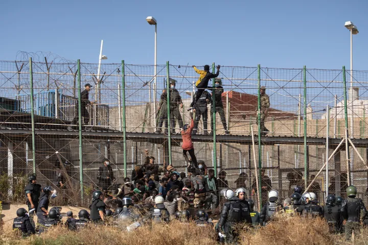 Por: Cortesía Migrantes murieron al intentar entrar al enclave español de Melilla