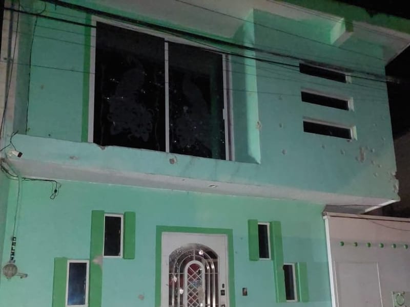 Delincuentes "rafaguean" domicilio en Xonacatepec; al parecer se trató de una advertencia