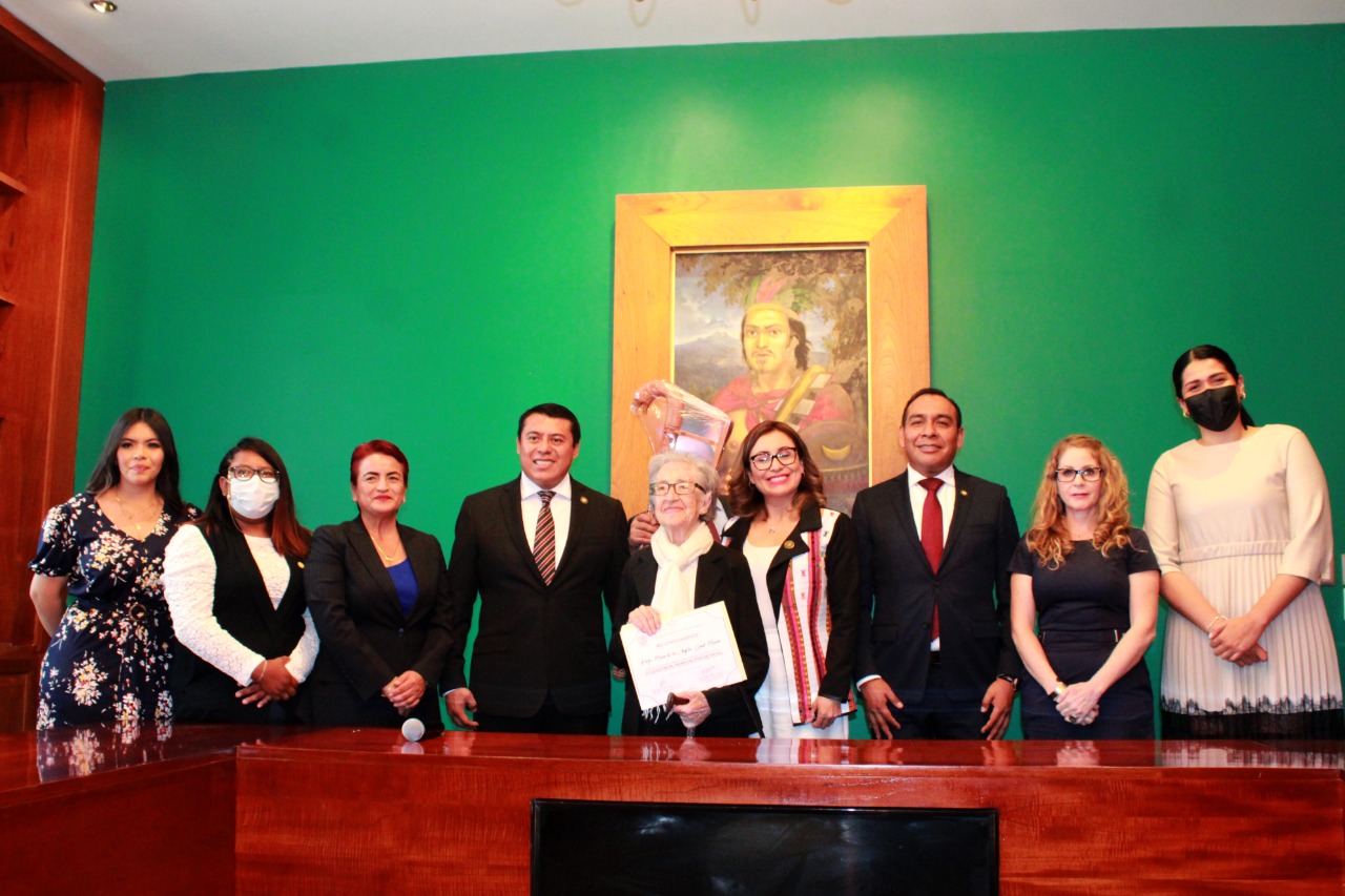 Por: Cortesía Congreso reconoce a María De Los Ángeles Grant Munive, primera mujer diputada en Tlaxcala