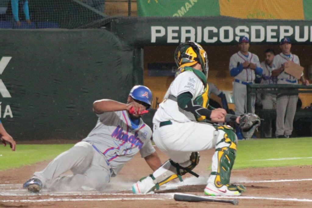 Por: Cortesía Acereros desplumó a Pericos en el inicio de la serie