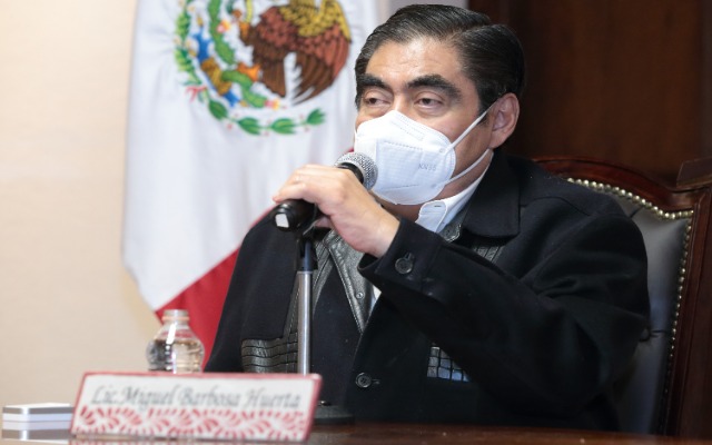 Por: Cortesía Barbosa respalda aprobación de ley anti-chancla; "ahora que los padres no maltraten a sus hijos"