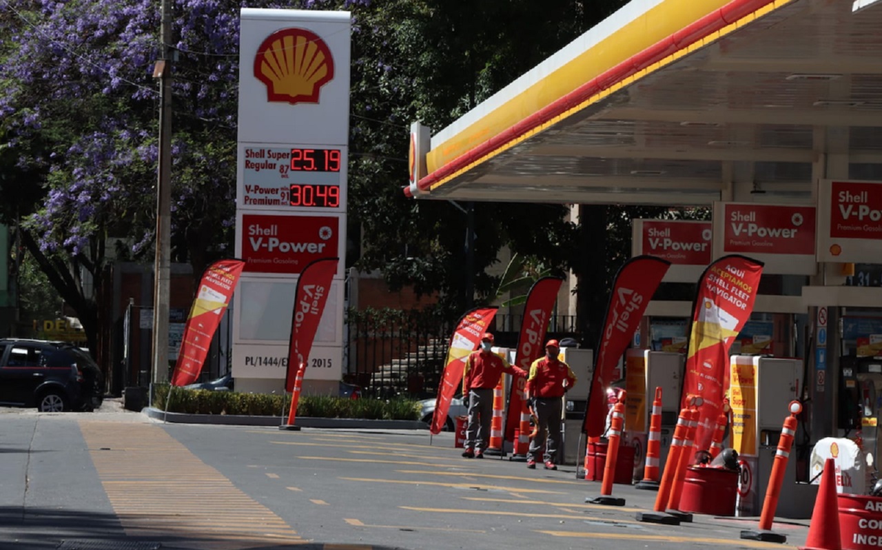 Por: Cortesía Clausuran gasolinera que despachaba en 30 pesos el litro de combustible premium