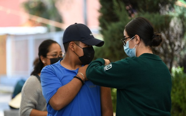 Por: Cortesía Proceso de vacunación en Puebla capital se encuentra por debajo de la meta diaria