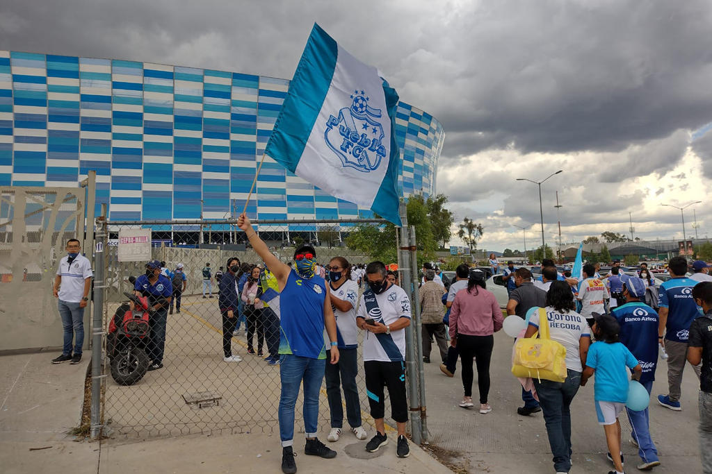 Por: Cortesía 200 policías municipales cuidarán de aficionados en el partido Puebla vs Santos