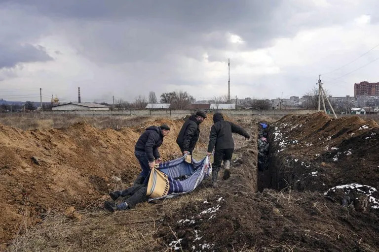 Por: Cortesía Autoridades locales en Ucrania estiman la destrucción del 80% de las viviendas de Mariupol tras bombardeos rusos