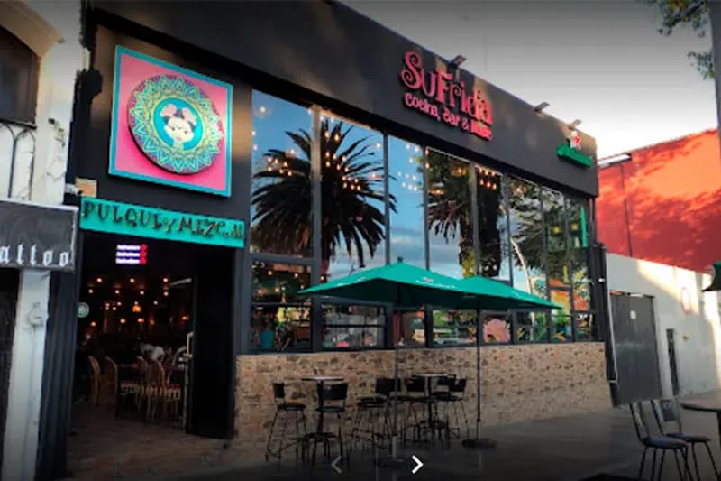 Por: Cortesía Personal de bar SuFrida golpea a una joven mujer por "no pagar la cuenta", victima denunciará los hechos