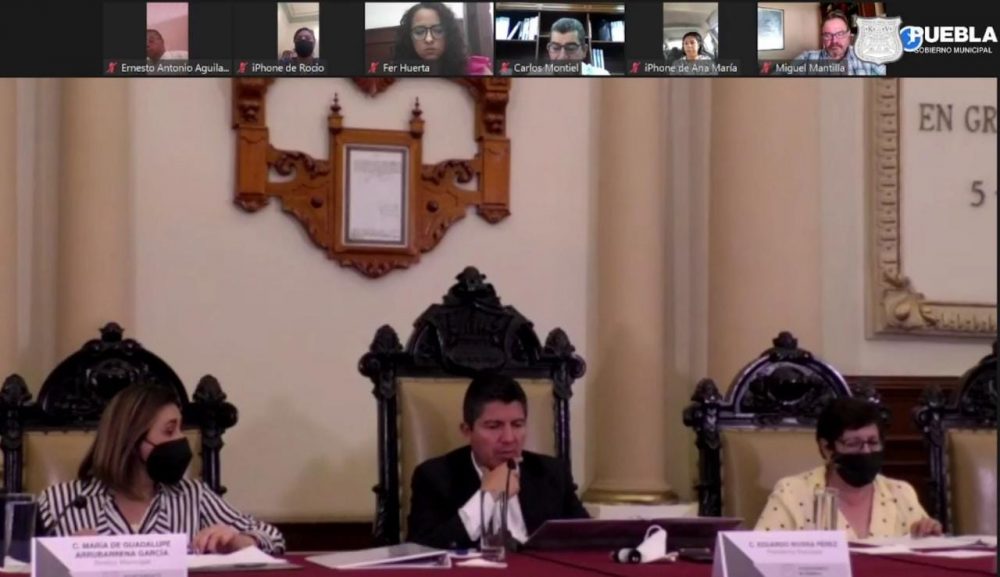 Por: Cortesía Aprueba Ayuntamiento de Puebla reanudar construcción de casas en Cerro de Amalucan