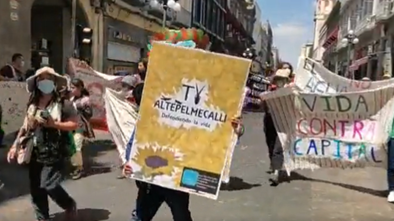 Por: Cortesía Miembros de “Pueblos Unidos” se manifestaron en contra de la sobreexplotación de los pozos de la zona de Cholula y Juan C Bonilla