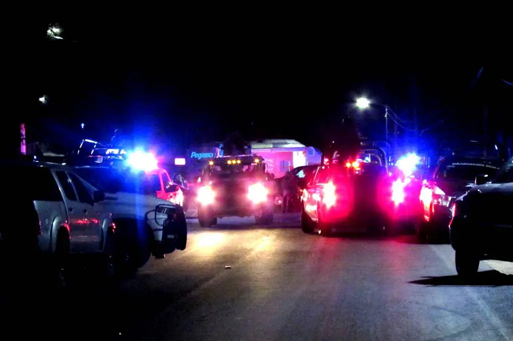 Por: Cortesía Los asesinos de las 20 personas en Michoacán llegaron ocultos en camión de frituras: FGE