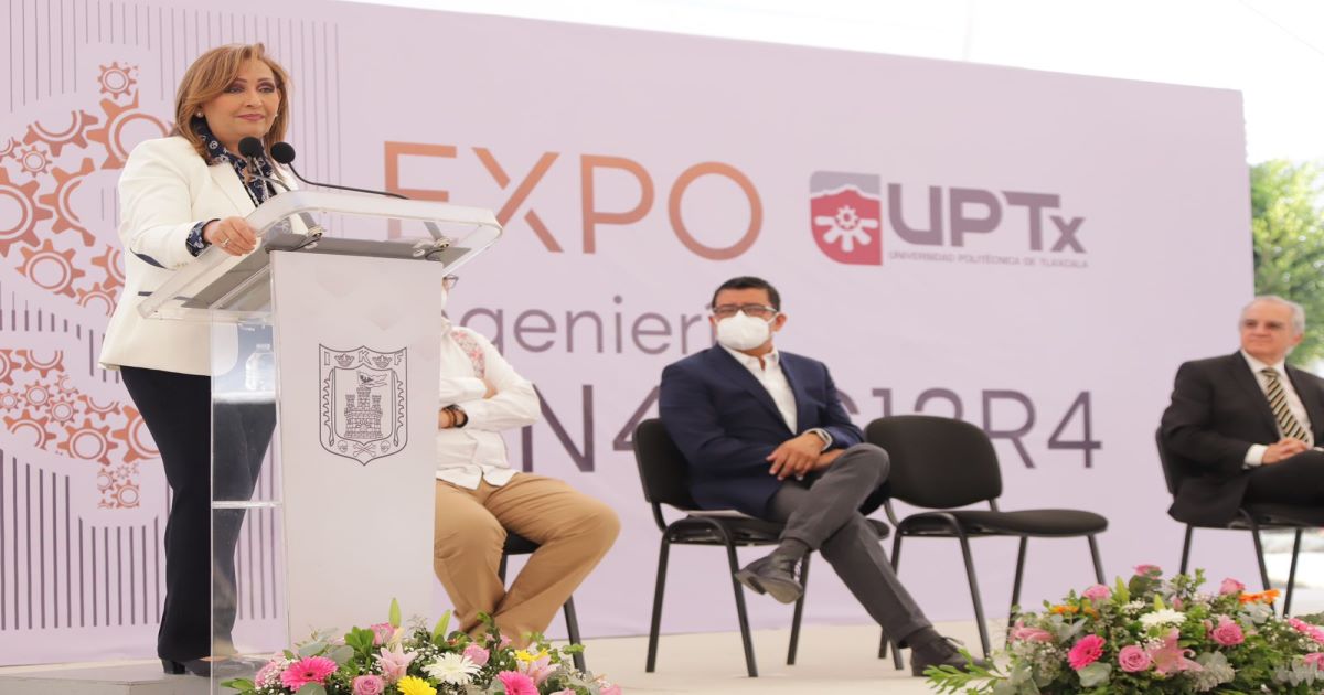 Estudiantes de la UPTX presentaron proyectos innovadores durante expo ingeniería financiera