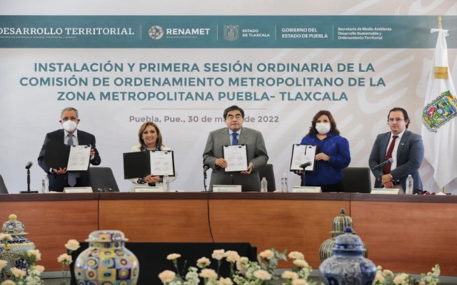 Por: Cortesía Proyectos de reordenamiento entre Puebla y Tlaxcala fracasarán si Sedatu no aporta recursos, advierte Barbosa